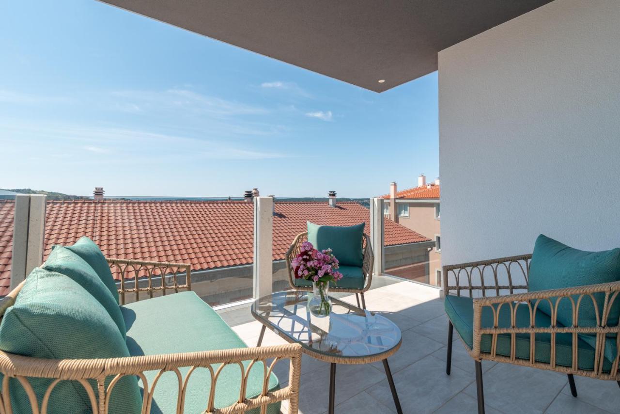Apartman Lotos Apartment Trogir Exterior foto
