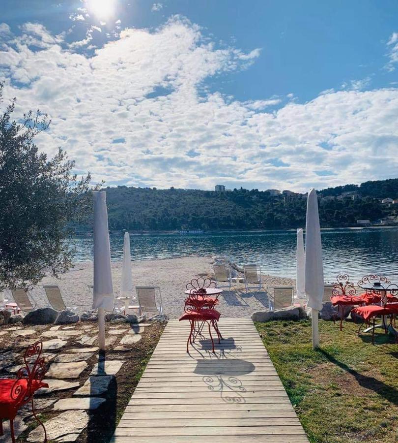 Apartman Lotos Apartment Trogir Exterior foto